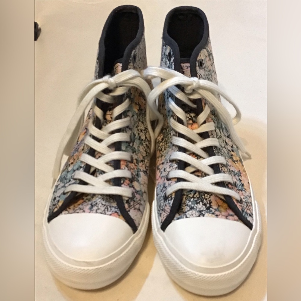 American Eagle Outfitters Floral High-Top Sneakers